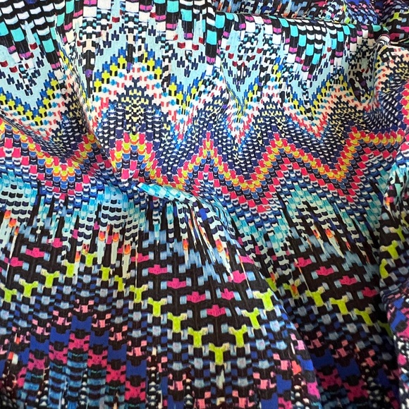 Profile by Gottex Women's Molded
Underwire Bra Tribal one piece size 12 NWT - Picture 2 of 12